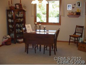 114 W 4th St, Burlington, IN 46915 photo 7