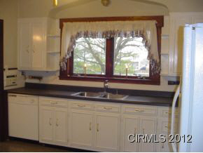 902 W Columbia St, Flora, IN 46929 photo 7