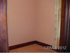 902 W Columbia St, Flora, IN 46929 photo 6