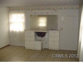 902 W Columbia St, Flora, IN 46929 photo 12