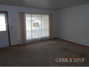 605 N Lenfesty Ave, Marion, IN 46952 photo 3