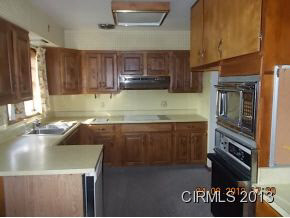 605 N Lenfesty Ave, Marion, IN 46952 photo 2