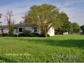 103 E 47th St, Marion, IN 46953 photo 2