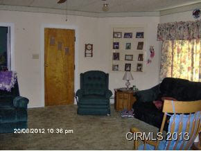 329 E Grant St, Marion, IN 46952 photo 2