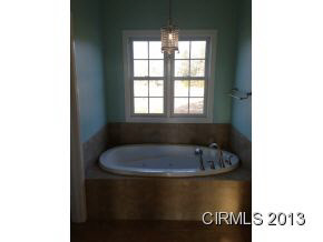 462 Velvet Rd, Kokomo, IN 46901 photo 4
