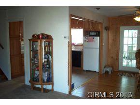 852 Orchid Pl, Peru, IN 46970 photo 5