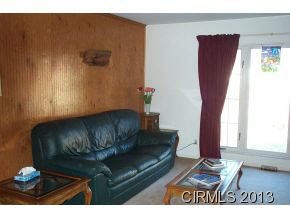 852 Orchid Pl, Peru, IN 46970 photo 2