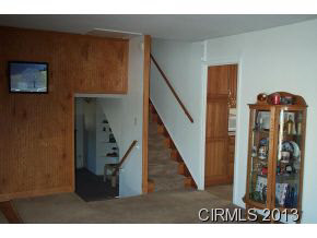 852 Orchid Pl, Peru, IN 46970 photo 4