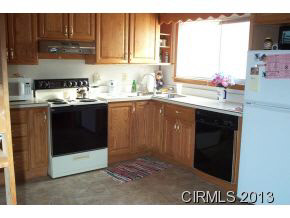 852 Orchid Pl, Peru, IN 46970 photo 6