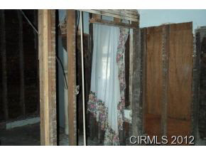 83 E 3rd St, Peru, IN 46970 photo 6
