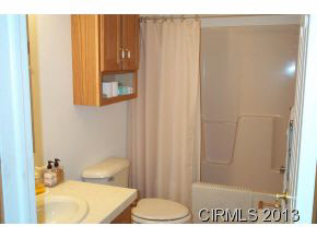 2438 W Pebble Dr, Peru, IN 46970 photo 10