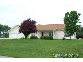 2438 W Pebble Dr, Peru, IN 46970 photo 1
