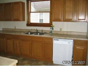 527 W 6th St, Peru, IN 46970 photo 5