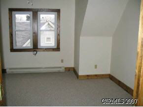 527 W 6th St, Peru, IN 46970 photo 7