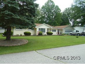 220 E Sherron St, Sweetser, IN 46987 photo 1