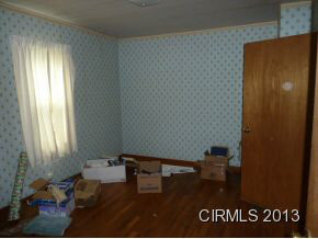 516 E Bradford St, Marion, IN 46952 photo 6