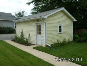 516 E Bradford St, Marion, IN 46952 photo 8