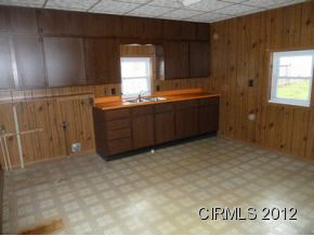 526 E Grant St, Marion, IN 46952 photo 9