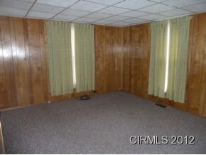 526 E Grant St, Marion, IN 46952 photo 3