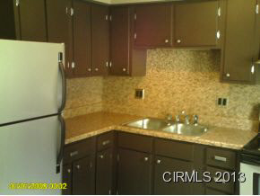 247 E Bragg Ave, Upland, IN 46989 photo 4