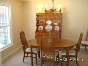 3525 N Sycamore Dr, Marion, IN 46952 photo 4