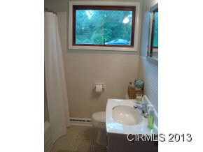 601 E Bradford St, Marion, IN 46952 photo 6