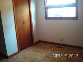 601 E Bradford St, Marion, IN 46952 photo 11