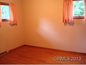 601 E Bradford St, Marion, IN 46952 photo 9