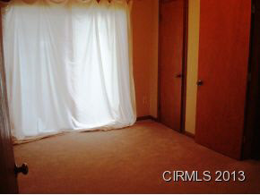 601 E Bradford St, Marion, IN 46952 photo 10