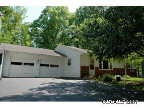 1571 E Baumbauer Rd, Wabash, IN 46992 photo 1