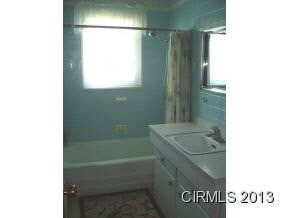 1263 Richmond Dr, Wabash, IN 46992 photo 9