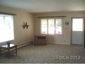 1263 Richmond Dr, Wabash, IN 46992 photo 2