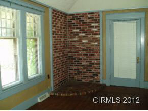 643 Pike St, Wabash, IN 46992 photo 6
