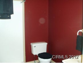 643 Pike St, Wabash, IN 46992 photo 12