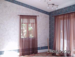 643 Pike St, Wabash, IN 46992 photo 11