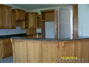 6015 Aurora Pl, Fort Wayne, IN 46804 photo 9