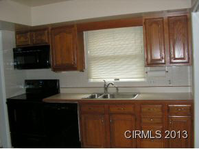 504 W Gardner Ct, Marion, IN 46952 photo 5