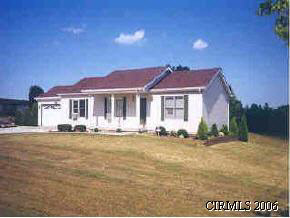 8 Th St, Upland, IN 46989 photo 1