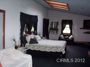 2206 S Gallatin St, Marion, IN 46953 photo 13