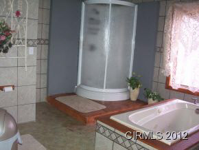 2206 S Gallatin St, Marion, IN 46953 photo 11