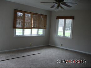 915 W Plainview Dr, Marion, IN 46953 photo 4