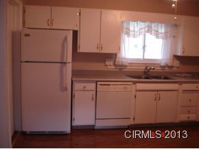 915 W Plainview Dr, Marion, IN 46953 photo 5