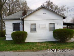 818 W 35th St, Marion, IN 46953 photo 2