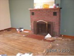 950 Alber St, Wabash, IN 46992 photo 3