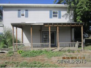 810 W Armstrong St, Frankfort, IN 46041 photo 3