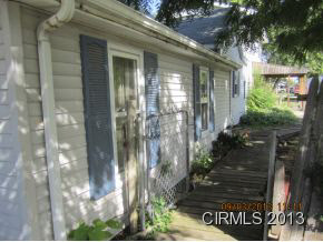810 W Armstrong St, Frankfort, IN 46041 photo 2