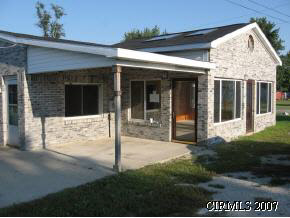 103 E Walnut, Kempton, IN 46049 photo 1