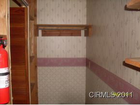 719 E Main St, Greentown, IN 46936 photo 10