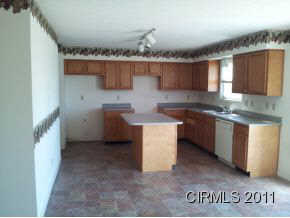 302 Eagle Dr, Sweetser, IN 46987 photo 5