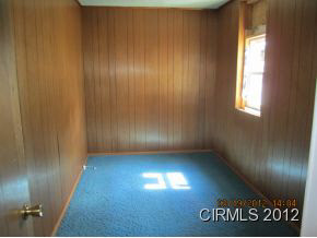 230 E Washington Ave, Peru, IN 46970 photo 6